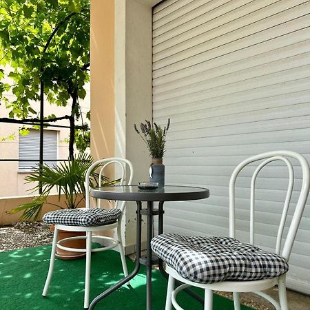 Delfin Apartments Zadar Bagian luar foto
