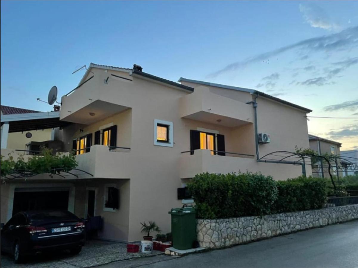 Delfin Apartments Zadar Bagian luar foto