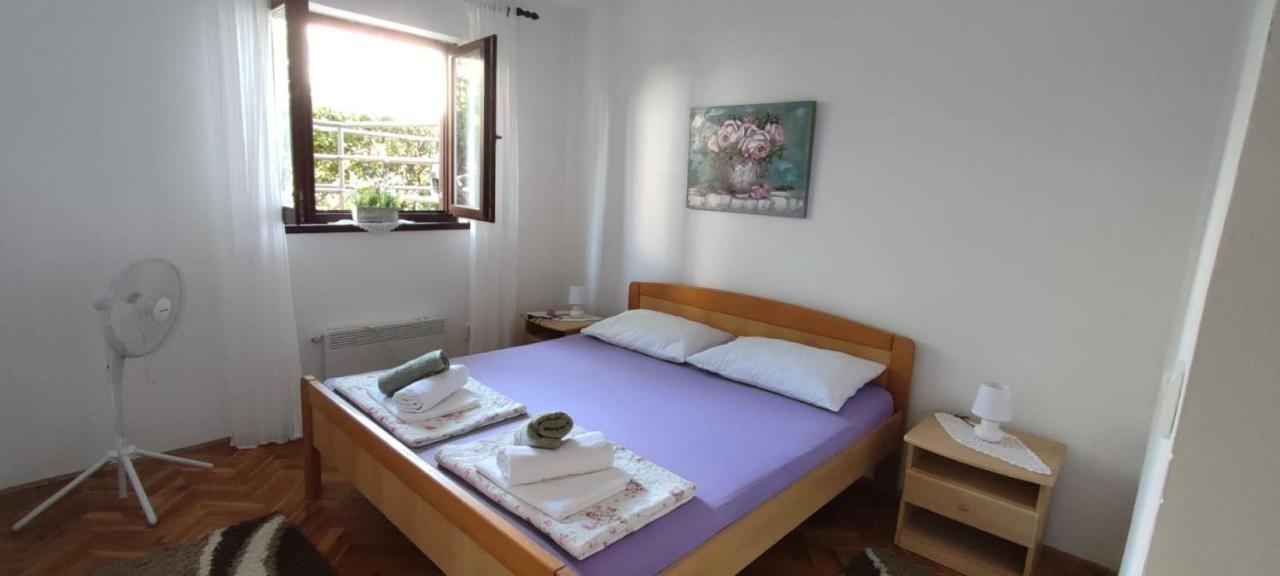 Delfin Apartments Zadar Bagian luar foto