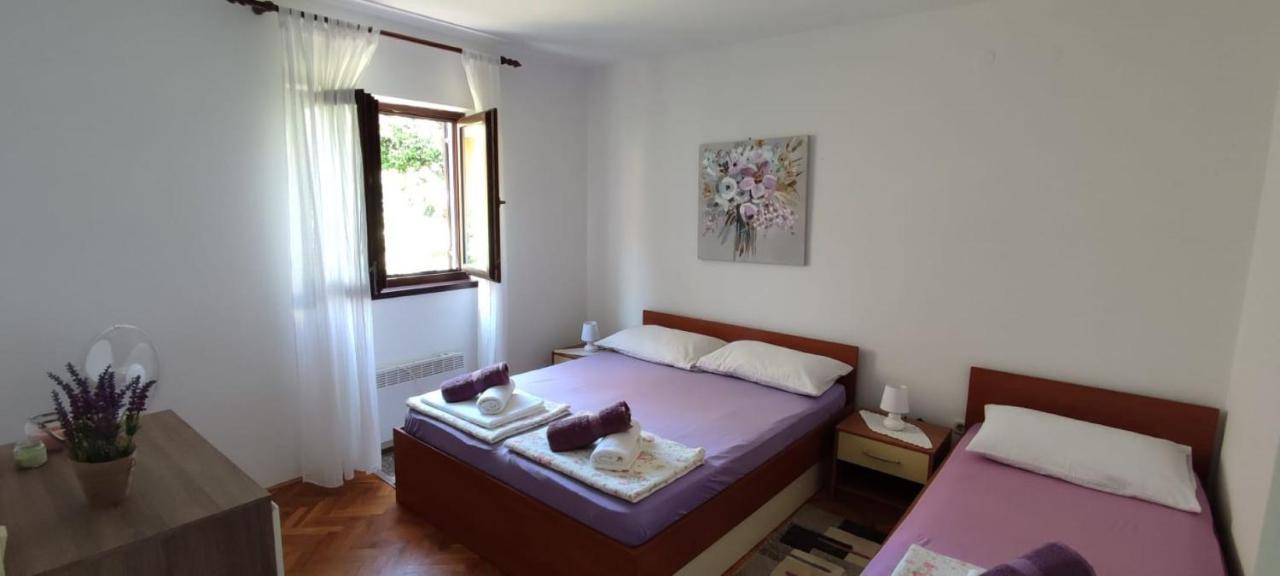 Delfin Apartments Zadar Bagian luar foto